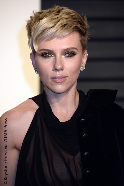 Scarlett Johansson files for divorce from husband