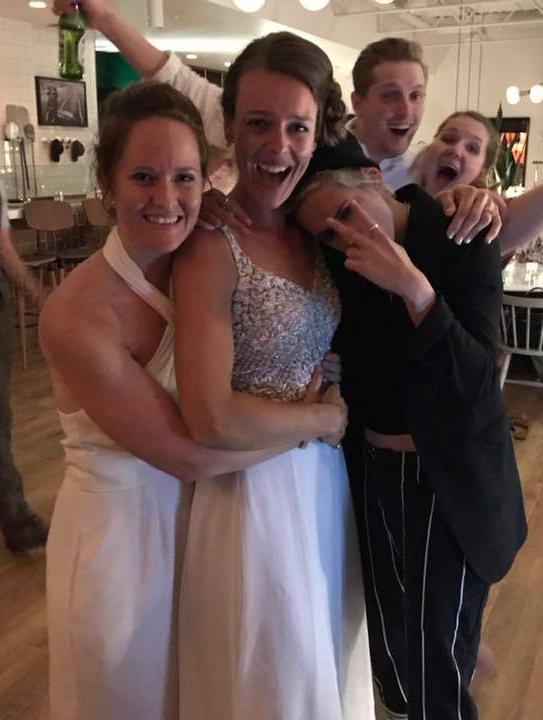 Kristen Stewart crashes wedding